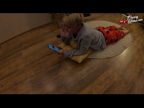 ❤️ Hullu blondiin imeb tohutut munni ja hüppab selle peal - anaalseksiga Kaunis porno at porn et.8kpornvids.ru ️❤